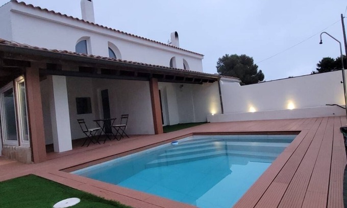 Calafat Villa | Villa pequeña reformada a 900m de la playa