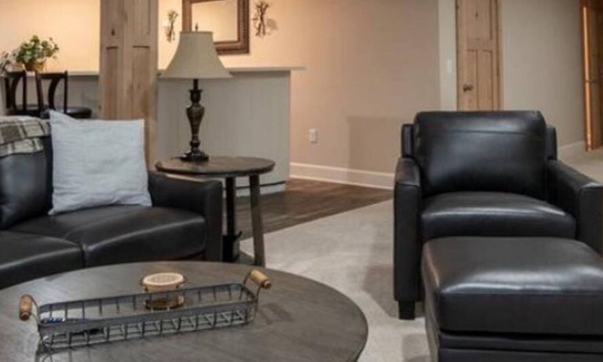 Platte City Casa | Small Town America Conveniently Located 30 Minutes from Downtown Kansas City, Missouri