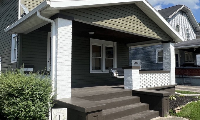 South Charleston Casa | Small Town Charmer