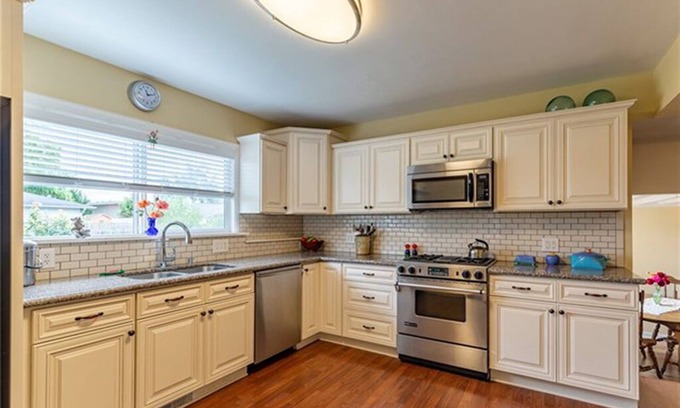 Mount Vernon Casa | Small Town Charm, Big City Amenities and Skagit Valley Farm-to-Table Appeal