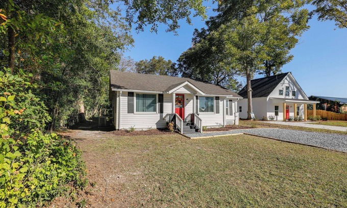 Burgaw Casa | Small-Town Charm & Local Dining: Home in Burgaw!