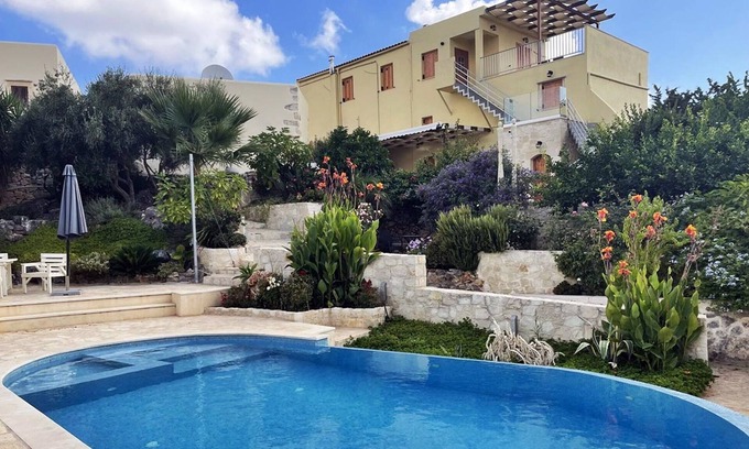 Drapanos Villa | Pequeño pueblo, 2 casas juntas para 2 familias