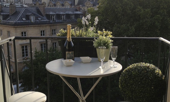 Sorbonne Apartamento | Elegante y Estudio Grande, vistas increíbles, Moderno, Cielo, Cómodo, Situado Mejor-