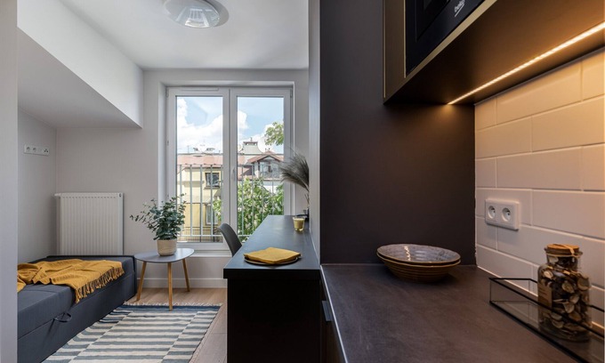 City Centre Hotel | Smart Apartments- Old Town Train Station
