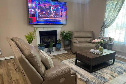 Columbia Casa | Smart Entire Loft, 3 br, 2 bath, with 3 tv