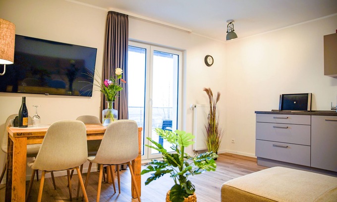 Neuastenberg Apartamento | Smart Resorts - Haus Opal - Ferienwohnung 402 mit 1 Schlafzimmer und Balkon, max