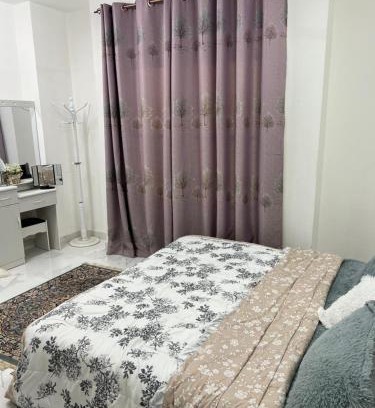Al Maabilah Apartamento | smart room