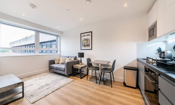 East Grinstead Apartamento | Smart Studio Apartment in Central East Grinstead