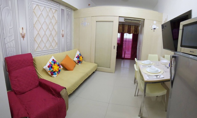 Kapitolyo Condominio | SMDC Light Residences Unit has massage chair, Light Mall linked to MRT station