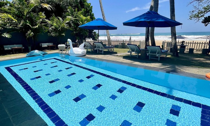 Dickwella Hotel | Smeralda Beach Hotel Dikwella