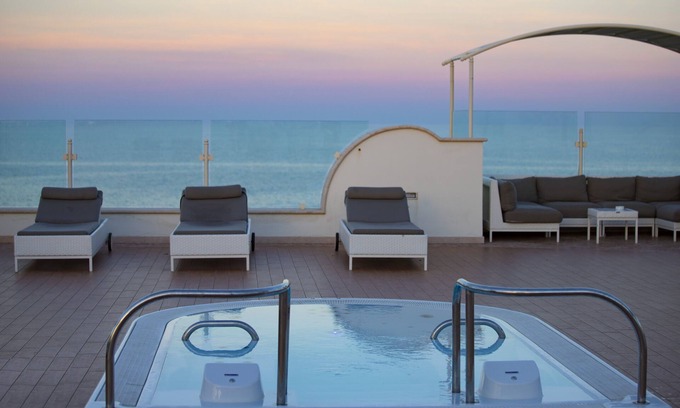 Porto d'Ascoli Casa | Smeraldo Suites & Spa