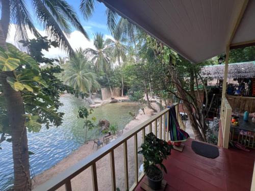 Srithanu Otro | Smiley Bungalows Guesthouse