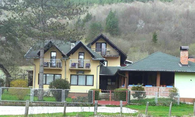 Republika Srpska Apartamento | Smještaj na selu,porodica Gvozdenac