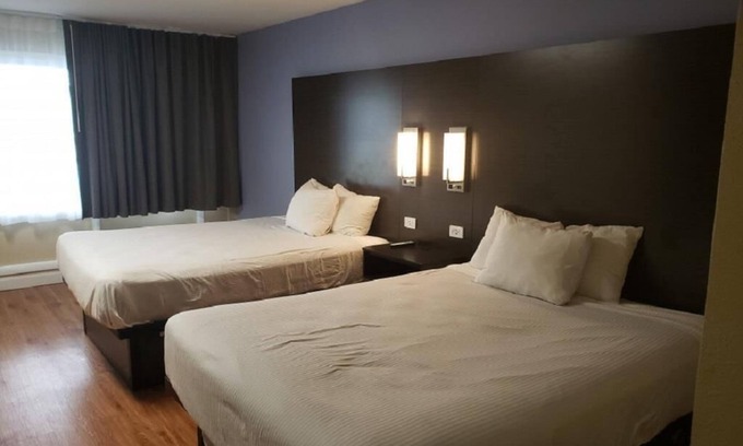Henderson Casa | Smmoking 2 Queen Beds at Envi Boutique Hotel