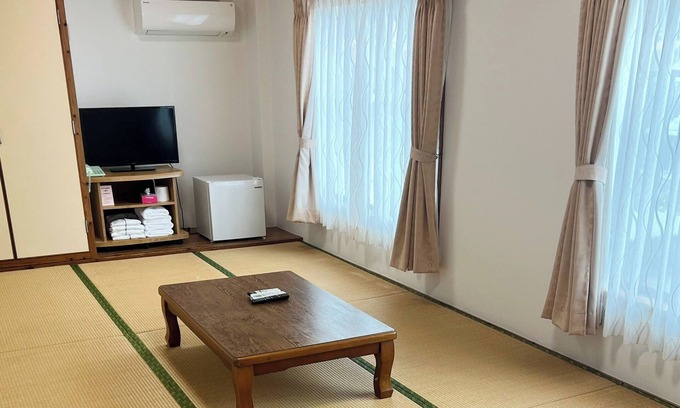 Nago Hotel | Smoking allowed Up to 4 people OK Japanesestyl / Nago Okinawa