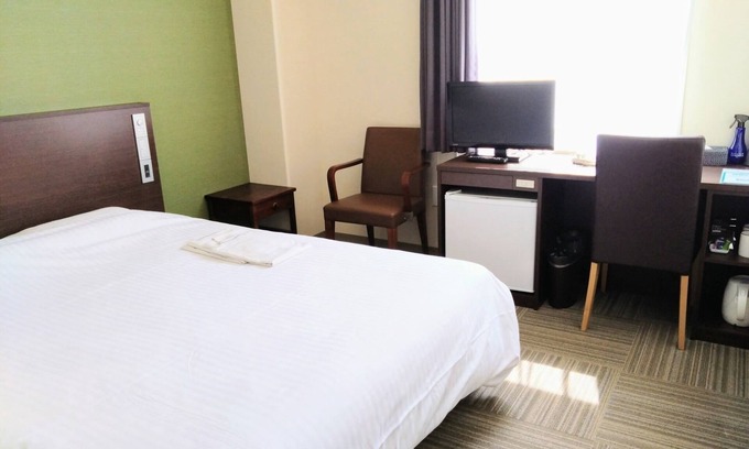 Ishikawa Prefecture Hotel | Smoking Double room Standard plan About 10 min / Hakusan Ishikawa