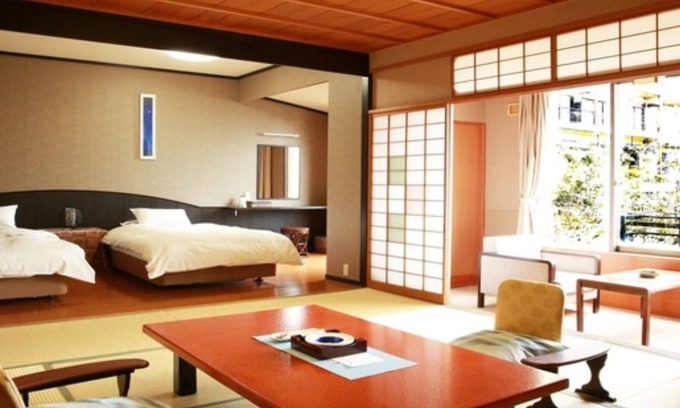 Akahodani Onsen Hotel | Smoking Room only Modern and spacious JapaneseWestern room Reasonable 2 people / Kaga Ishikawa