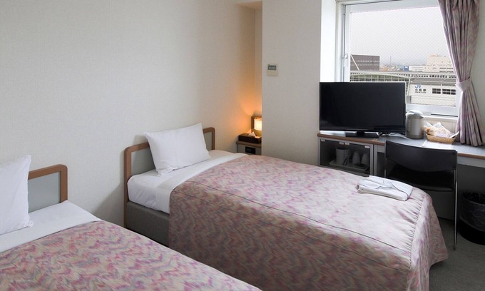 Komatsu Hotel | Smoking Twin room / Komatsu Ishikawa