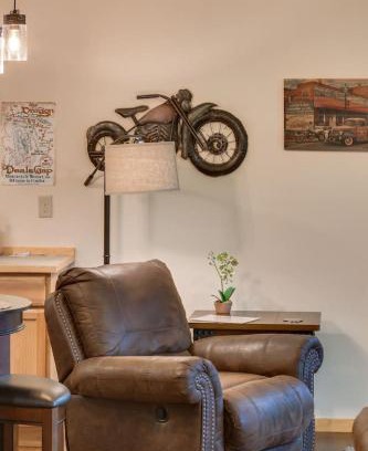 Cherokee Casa | Smoky Mountain Basecamp Just 5 Mins to Harrah Casino