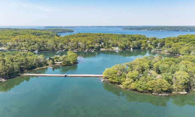 East Boothbay Casa | Smuggler's Retreat ExploreTrails, Botanic Gardens, Kayak and MORE