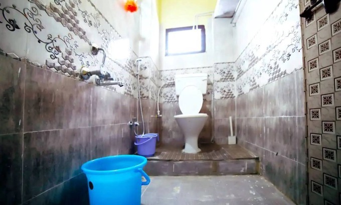 Begumpet Condominio | SN302 - Complete 2BHK with Kitchen, AC, TV, Sofa