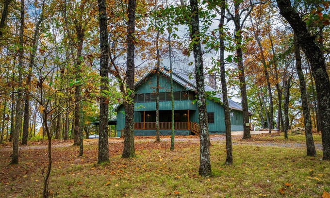 Fort Payne Cabina | Snail’s Pace South-6br/3.5 bath