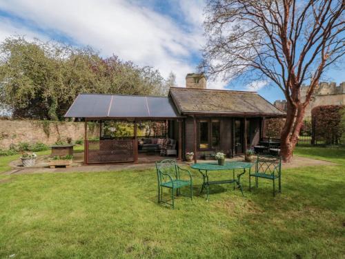 Bedale Casa | Snape Castle Garden Lodge