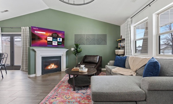 Ogden Casa | SnowBasin, Breakfast, Pets, Massage, BBQ, 30+