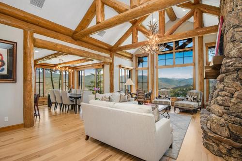 Avon Casa | Snowberry