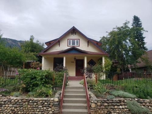Leavenworth Cama Y Desayuno | Snowcreek Suites - Maiple