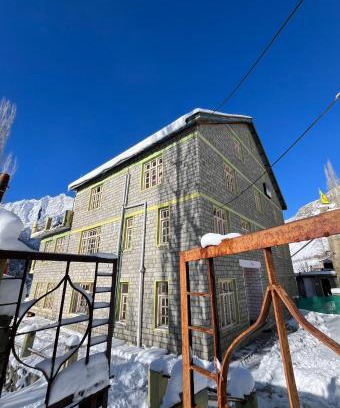Keylong Casa | SNOWFLAKE Homestay