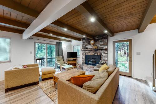 Arnold Casa | Snowpeak Chalet