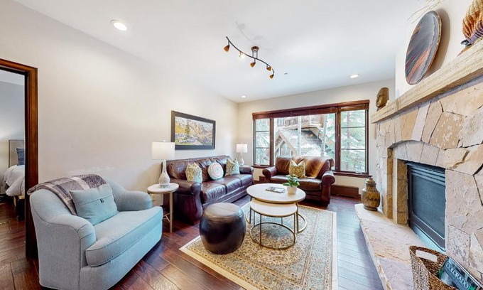 Edwards Apartamento | Snowy Spruce Sanctuary