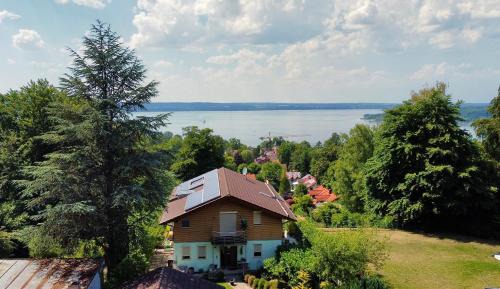 Herrsching am Ammersee Apartamento | Snug Stays 3 - Traumhafter Seeblick, 2 Zi Apartment, Garten & Terrasse