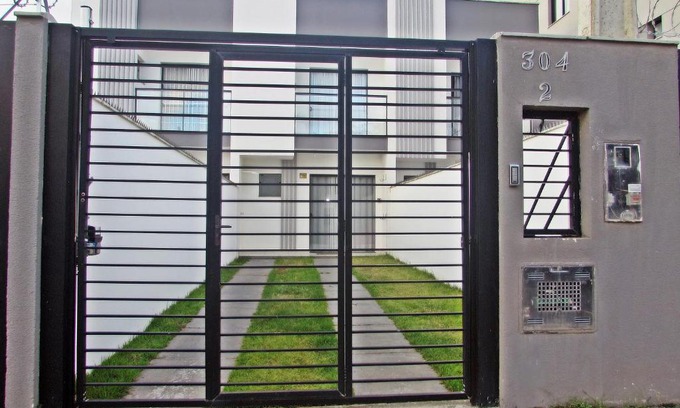 Itacolomi Casa | Sobrado Carpe Diem Palmeiras, 450 m da praia, 2 suítes com ar, 2 vagas, check-in 24h, churrasqueira, 20 min do Beto Carrero