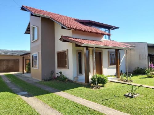 Arroio do Sal Casa | SOBRADO COM PISCINA