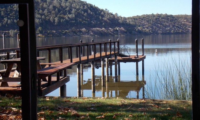 Soda Bay Casa | Encantadora casa de Soda Bay Lakefront con muelle privado y vistas espectaculares!