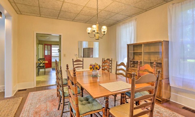 Sodus Point Casa | Sodus Point Escape with Yard Walk to Lake Ontario