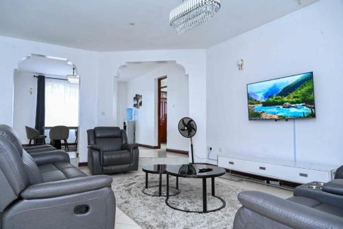 Kisumu Casa | Sofitel Executive 3 bedrooms all rooms ensuite own compound