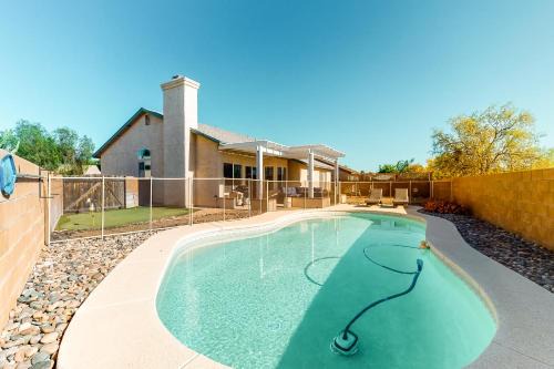 Casas Adobes Casa | Soft Winds Abode