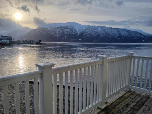 Hermansverk Apartamento | Sognefjord seaview