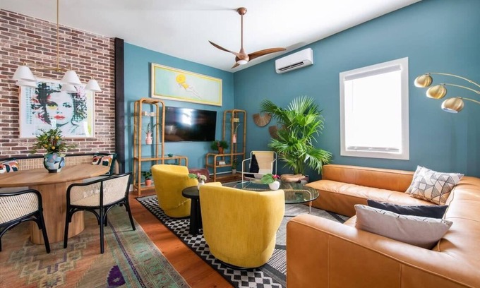 Radcliffeborough Casa | ✰ SOHO HOUSE ✰ Prime Location! Walk to Anything!