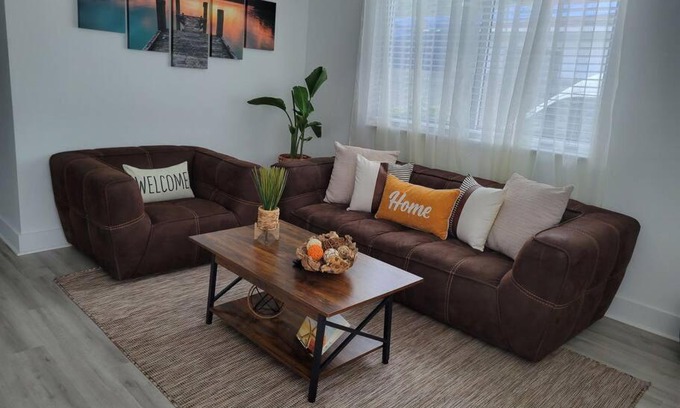Coral Way Apartamento | Sol Miami #1 with free parking on premises