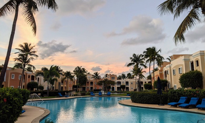 Candelero Abajo Condominio | Solana Beach House, Garden Unit, Steps to Pool