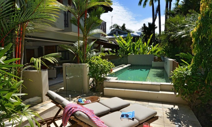 Port Douglas Villa | Solander Sunrise - Port Douglas, QLD