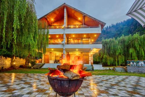 Burwa Casa | Solang Cottage By Snow City Farm