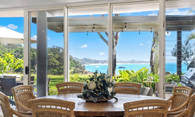 Mid North Coast Waterfront Apartamento | Solara Luxury Coastal Escape with Ocean Views in Coffs Harbour