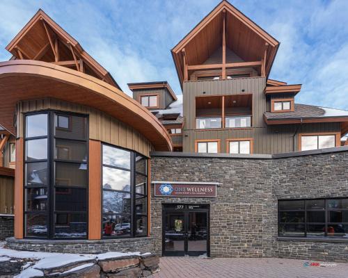 Canmore Apartamento | Solara Resort - Quiet & Mountain View Corner Suite