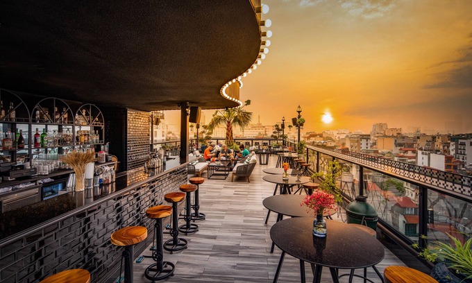 Hang Trong Hotel | Solaria Hotel