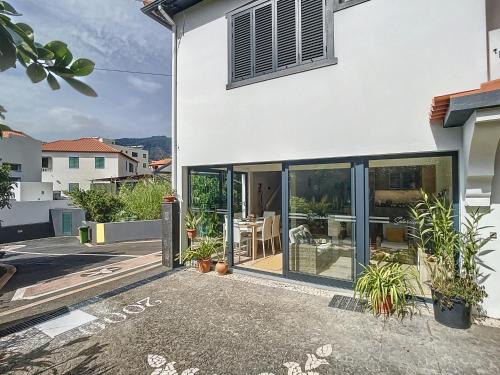 Machico Casa | Solarium Villa by Atlantic Holiday